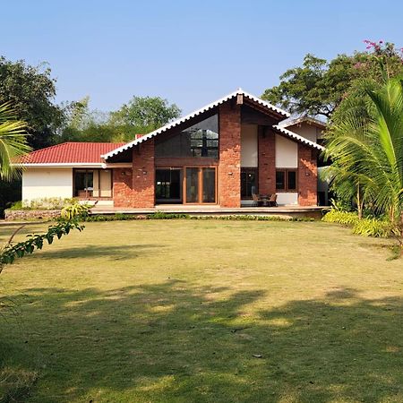 阿里巴格Casa Blanca 3Bhk W/Pool Near Mandwa, Alibaug别墅 外观 照片